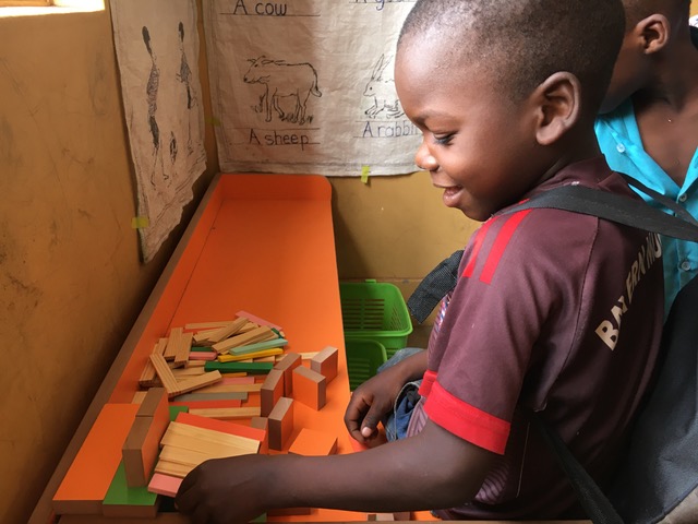 Books and Workshop in Mutoto, Oeganda